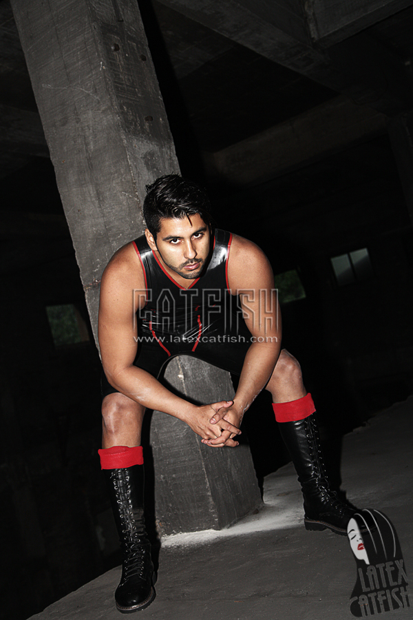 Men's V-Neck Singlet Latex Short Suit Men's V-Neck Singlet Latex Short Suit